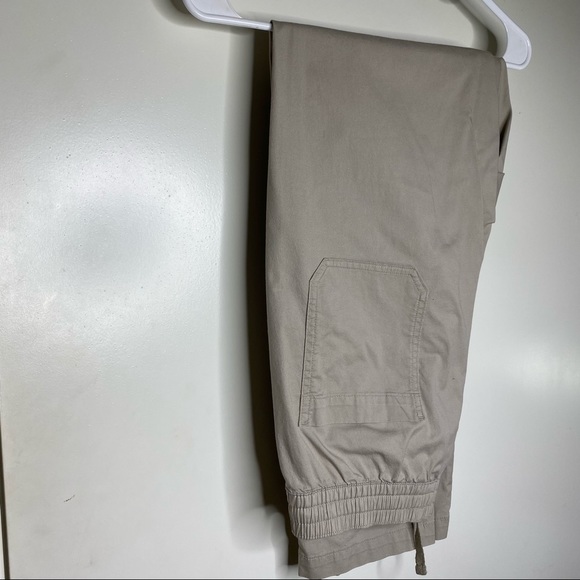 Beige Khaki Pant - Picture 3 of 4